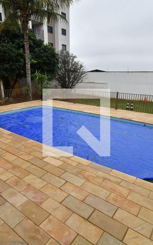 Casa para alugar com 1000m², 3 quartos e 6 vagasPiscina