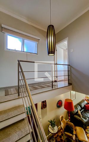 Casa à venda com 266m², 3 quartos e 2 vagasHall