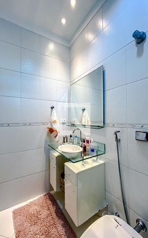 Casa à venda com 266m², 3 quartos e 2 vagasBanheiro da Suíte 3