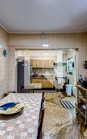 Casa à venda com 266m², 3 quartos e 2 vagasCozinha