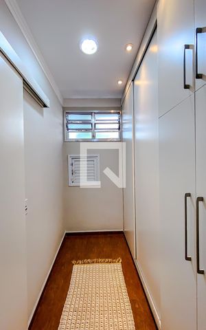 Casa à venda com 266m², 3 quartos e 2 vagasQuarto 3 - Armários