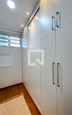 Casa à venda com 266m², 3 quartos e 2 vagasQuarto 3 - Armários