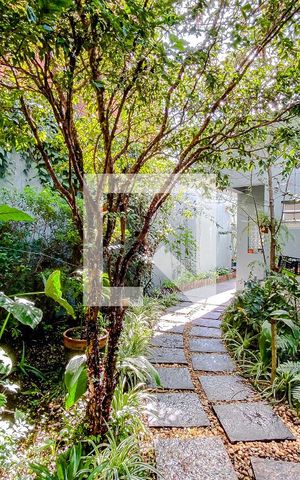 Casa à venda com 266m², 3 quartos e 2 vagasÁrea externa