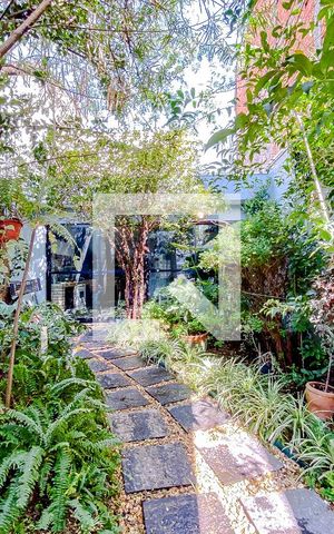 Casa à venda com 266m², 3 quartos e 2 vagasÁrea externa