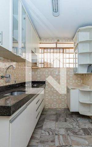 Casa à venda com 285m², 4 quartos e 2 vagas Casa à venda com 285m², 4 quartos e 2 vagasCozinha