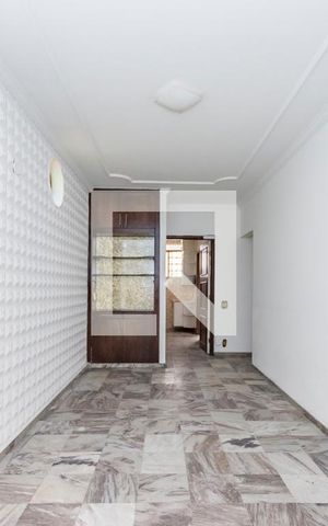 Casa à venda com 285m², 4 quartos e 2 vagas Casa à venda com 285m², 4 quartos e 2 vagasSala 2