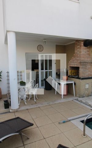 Casa à venda com 250m², 4 quartos e 4 vagasÁrea Comum