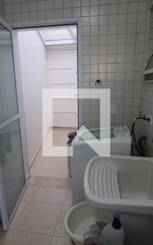 Casa à venda com 250m², 4 quartos e 4 vagasÁrea de Serviço