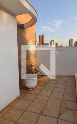Casa à venda com 250m², 4 quartos e 4 vagasVaranda