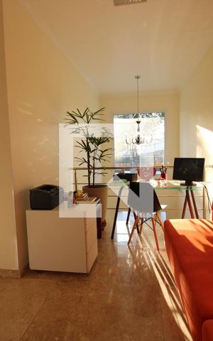 Casa à venda com 250m², 4 quartos e 4 vagasCorredor
