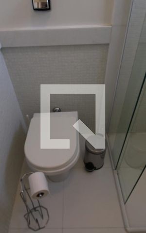 Casa à venda com 250m², 4 quartos e 4 vagasQuarto 3 - Banheiro