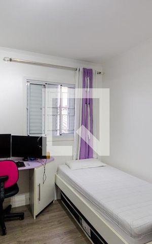 Casa à venda com 172m², 3 quartos e 2 vagas Casa à venda com 172m², 3 quartos e 2 vagasQuarto 1