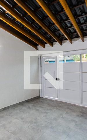 Casa à venda com 172m², 3 quartos e 2 vagas Casa à venda com 172m², 3 quartos e 2 vagasGaragem
