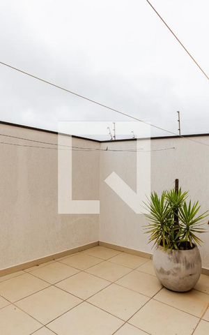Casa à venda com 172m², 3 quartos e 2 vagas Casa à venda com 172m², 3 quartos e 2 vagasQuintal