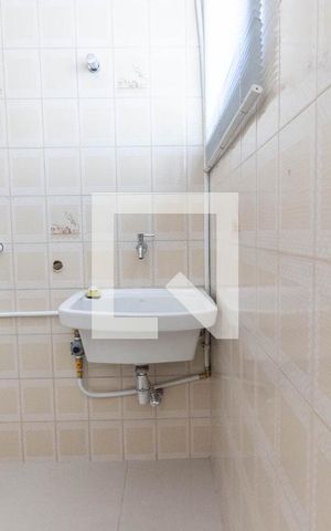 Apartamento à venda com 56m², 2 quartos e 1 vaga Apartamento à venda com 56m², 2 quartos e 1 vagaÁrea de serviço