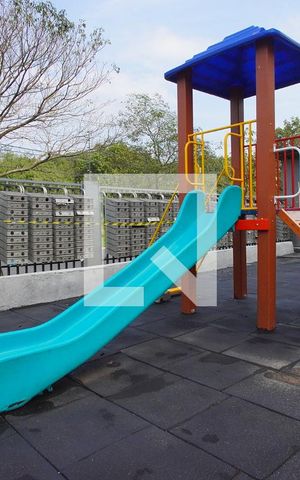 Apartamento à venda com 42m², 2 quartos e 1 vagaÁrea Comum - Playground