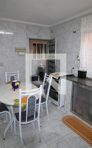 Casa à venda com 144m², 4 quartos e 1 vagaCasa 2 Cozinha