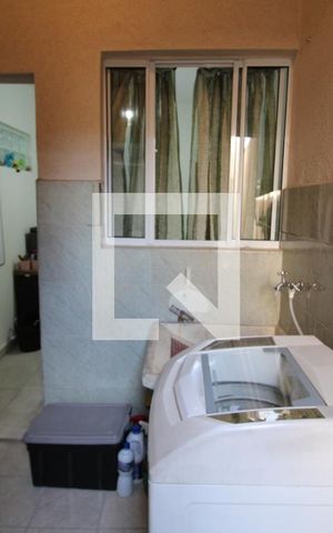 Casa à venda com 144m², 4 quartos e 1 vagaCasa 2  Lavanderia
