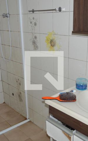 Casa à venda com 114m², 5 quartos e 1 vagaBanheiro