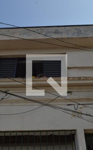 Casa à venda com 114m², 5 quartos e 1 vagaFachada