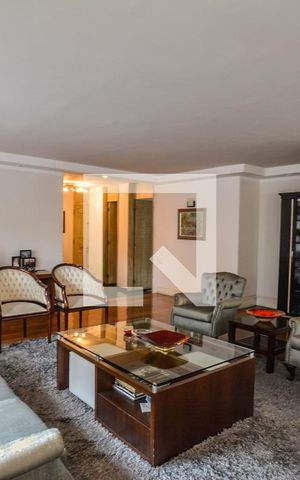 Apartamento à venda com 294m², 5 quartos e 2 vagasSala