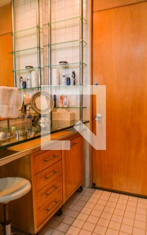 Apartamento à venda com 294m², 5 quartos e 2 vagasBanheiro Social