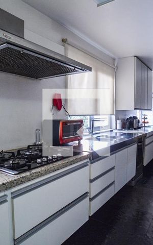 Apartamento à venda com 294m², 5 quartos e 2 vagasCozinha