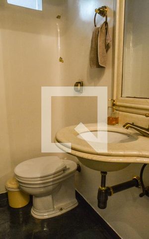 Apartamento à venda com 294m², 5 quartos e 2 vagasLavabo