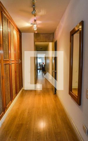 Apartamento à venda com 294m², 5 quartos e 2 vagasQuarto Suíte
