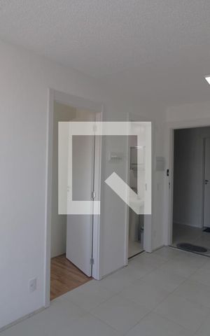 Apartamento para alugar com 38m², 2 quartos e 1 vagaSala