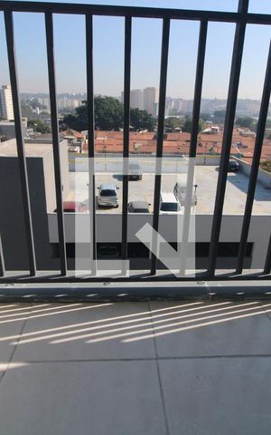 Apartamento para alugar com 38m², 2 quartos e 1 vagaSacada