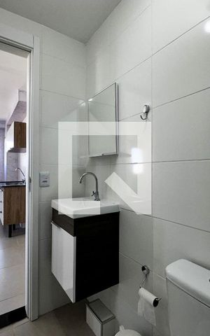 Apartamento para alugar com 34m², 2 quartos e sem vagaBanheiro