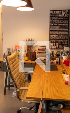 Apartamento à venda com 74m², 2 quartos e 2 vagas Apartamento à venda com 74m², 2 quartos e 2 vagasEscritório