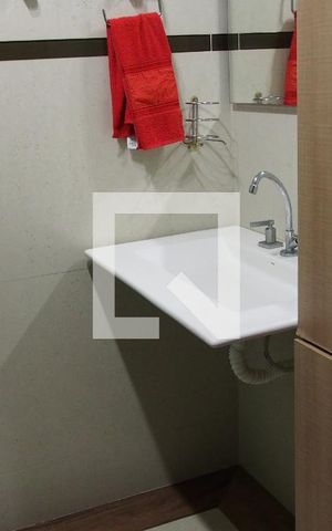 Casa à venda com 260m², 4 quartos e 1 vagaBanheiro