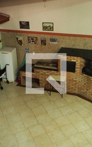 Casa à venda com 260m², 4 quartos e 1 vagaChurrasqueira