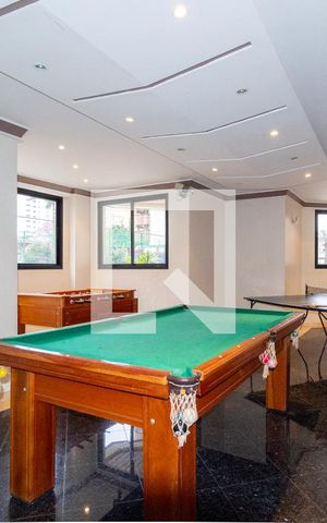 Apartamento à venda com 132m², 3 quartos e 4 vagas Apartamento à venda com 132m², 3 quartos e 4 vagasÁrea comum - Salão de jogos