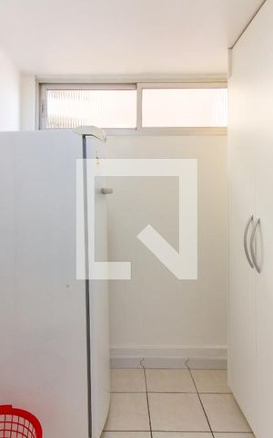 Apartamento para alugar com 68m², 2 quartos e 1 vaga Apartamento para alugar com 68m², 2 quartos e 1 vagaQuarto de Serviço