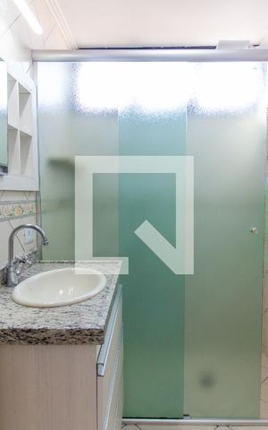 Apartamento para alugar com 68m², 2 quartos e 1 vaga Apartamento para alugar com 68m², 2 quartos e 1 vagaBanheiro