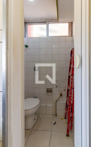 Apartamento para alugar com 68m², 2 quartos e 1 vaga Apartamento para alugar com 68m², 2 quartos e 1 vagaBanheiro de serviço