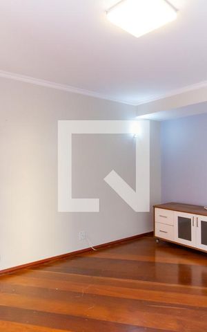 Apartamento para alugar com 68m², 2 quartos e 1 vaga Apartamento para alugar com 68m², 2 quartos e 1 vagaSala