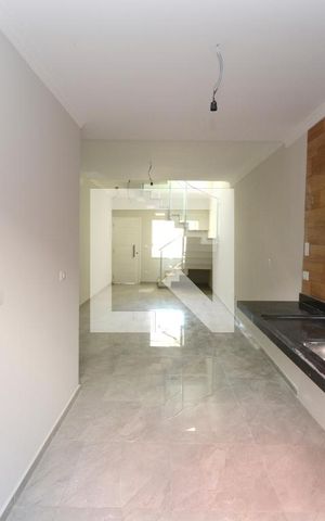 Casa à venda com 110m², 3 quartos e 2 vagasSala/Cozinha