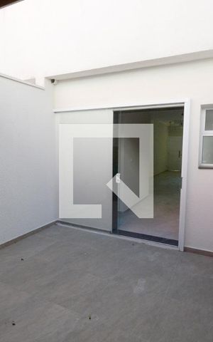 Casa à venda com 110m², 3 quartos e 2 vagasQuintal