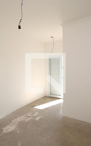 Casa à venda com 110m², 3 quartos e 2 vagasSuíte