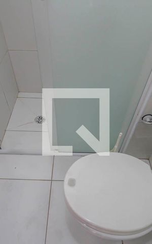 Apartamento à venda com 53m², 2 quartos e 1 vaga Apartamento à venda com 53m², 2 quartos e 1 vagaBanheiro