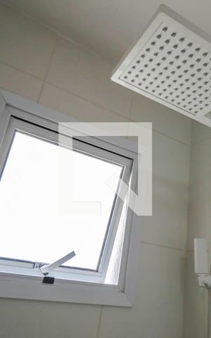 Apartamento à venda com 53m², 2 quartos e 1 vaga Apartamento à venda com 53m², 2 quartos e 1 vagaBanheiro