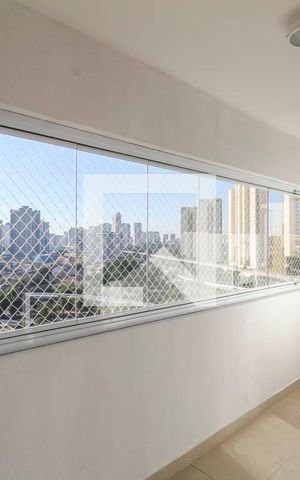 Apartamento à venda com 53m², 2 quartos e 1 vaga Apartamento à venda com 53m², 2 quartos e 1 vagaSala