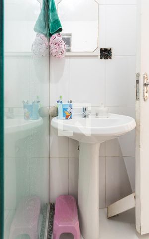Apartamento à venda com 39m², 1 quarto e sem vagaBanheiro