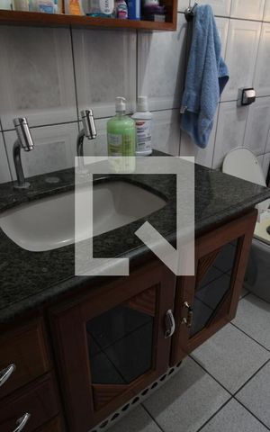 Casa à venda com 250m², 3 quartos e 3 vagasBanheiro 1