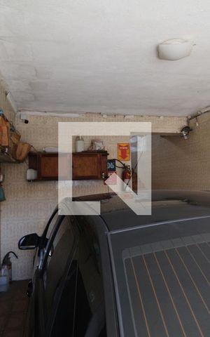 Casa à venda com 250m², 3 quartos e 3 vagasGaragem