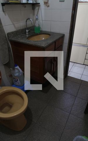 Casa à venda com 250m², 3 quartos e 3 vagasBanheiro 2